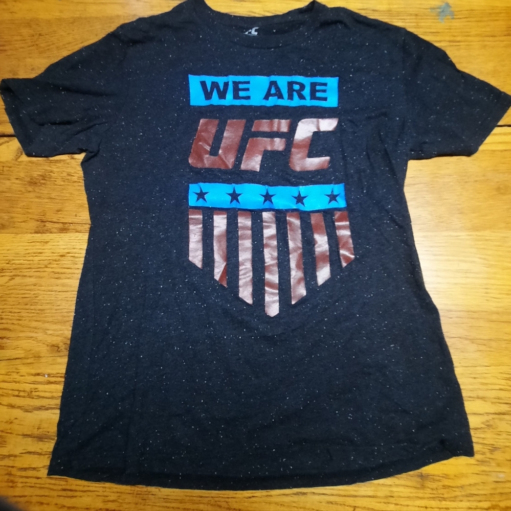 UFC T-SHIRT